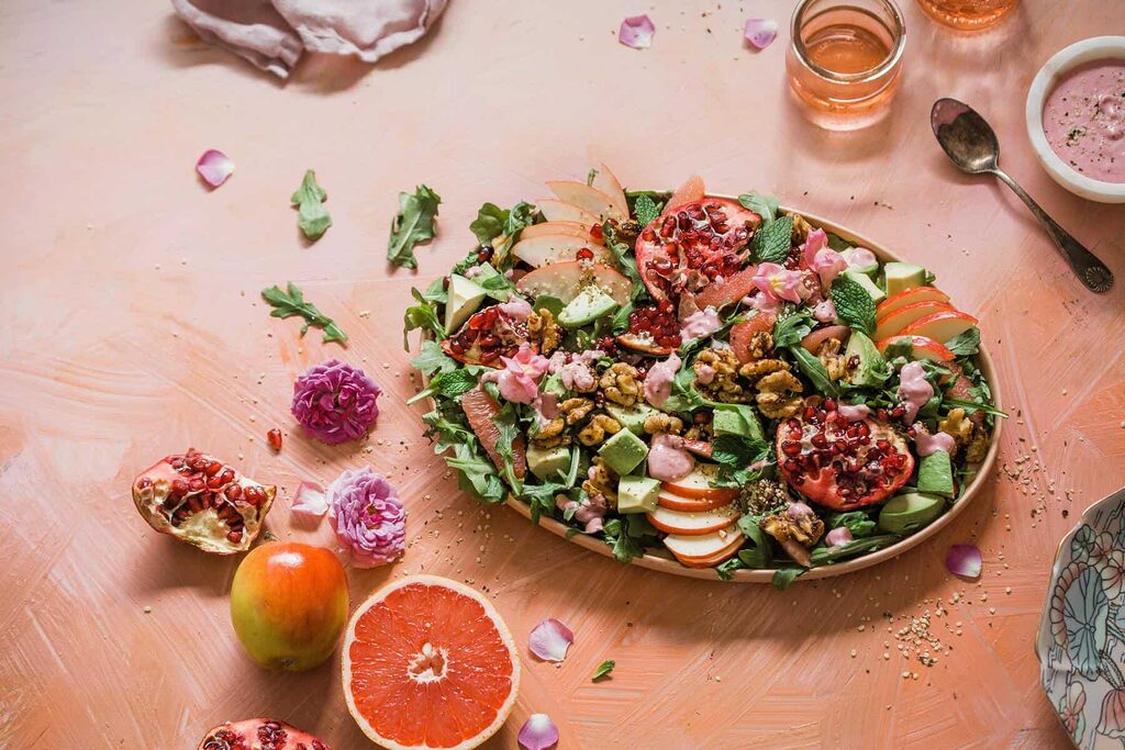 Easy Lunch Salads 11 brooke lark 6xwd2lzgpji unsplash min