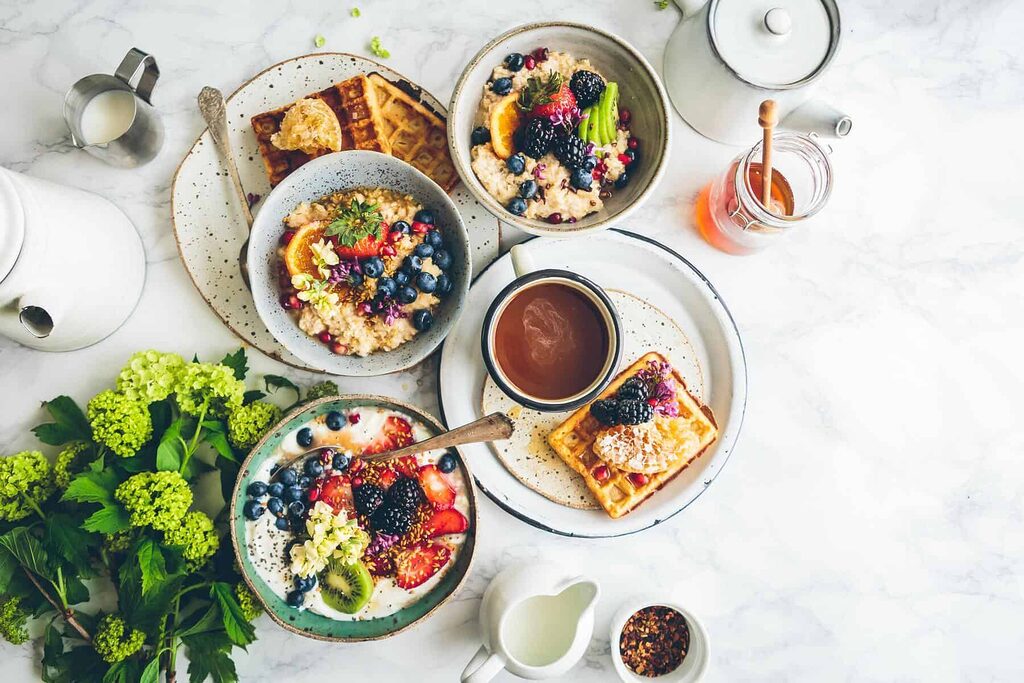 Yummy Breakfast Ideas 13 brooke lark hlncigvui4q unsplash min min